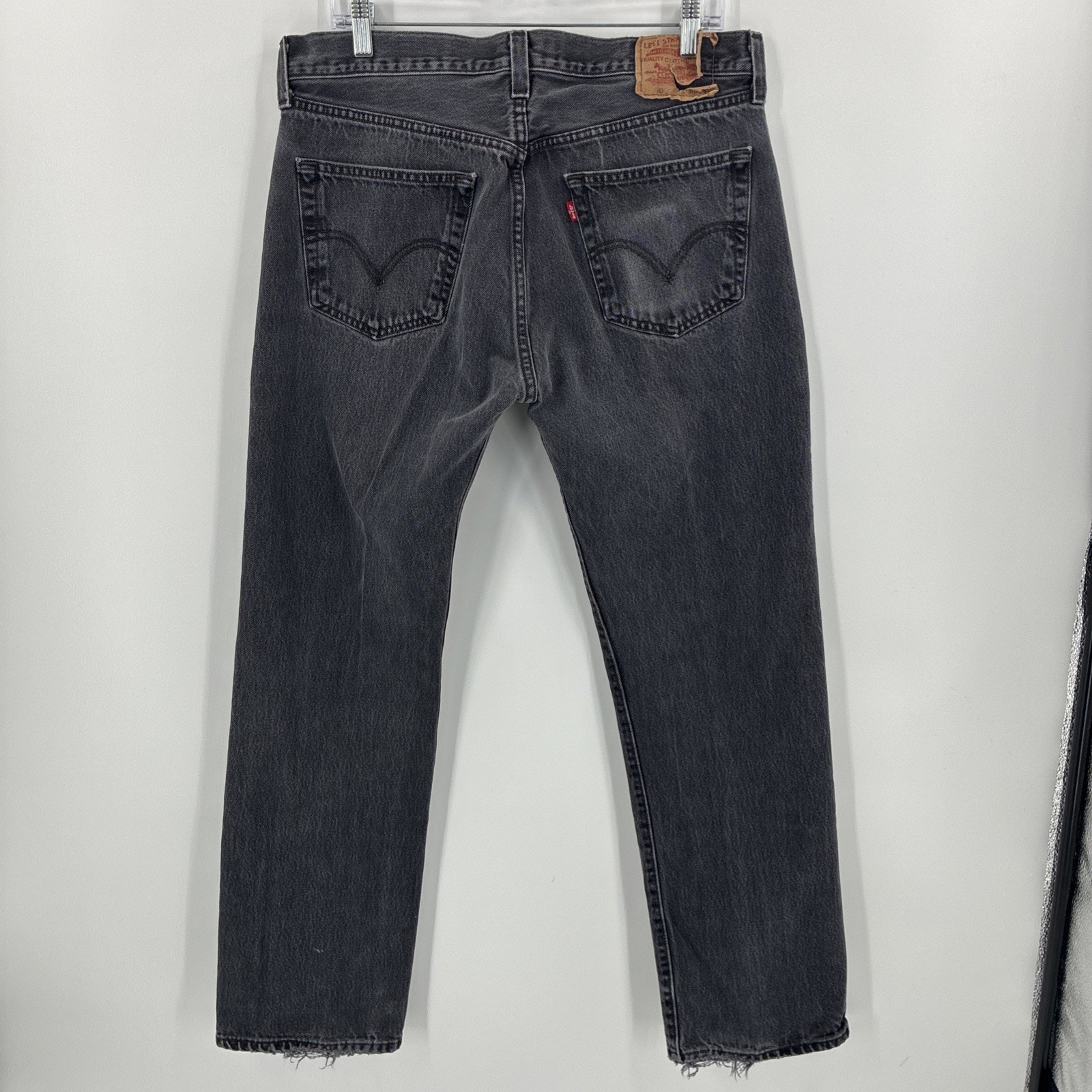 Vintage Levis 501 Jeans Men 36x32 Black Denim Faded Distressed Y2k (Fits 34x30)